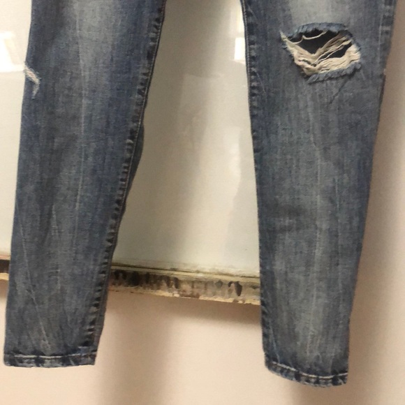 Super high rise distressed jeans - Picture 7 of 8
